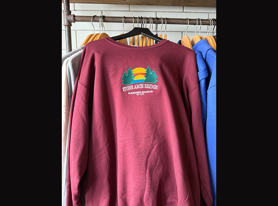 glensheen_crewneck_picture